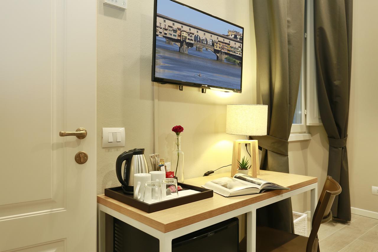 Tornabuoni Boutique Bed & Breakfast ฟลอเรนซ์ ภายนอก รูปภาพ