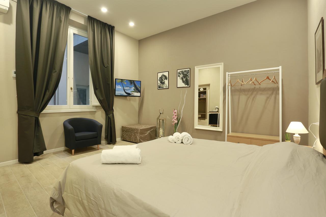 Tornabuoni Boutique Bed & Breakfast ฟลอเรนซ์ ภายนอก รูปภาพ