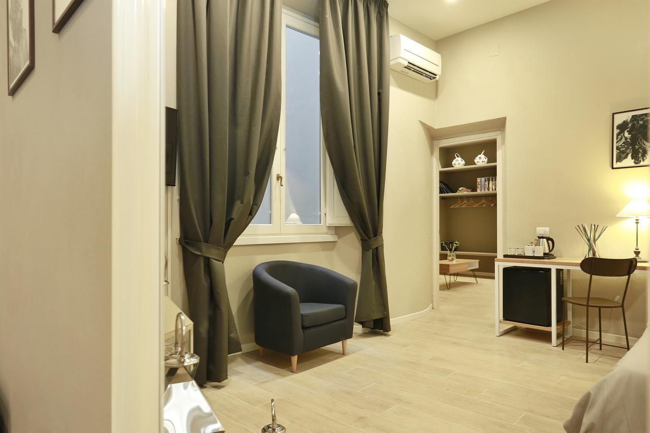 Tornabuoni Boutique Bed & Breakfast ฟลอเรนซ์ ภายนอก รูปภาพ