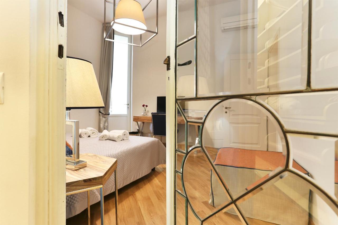 Tornabuoni Boutique Bed & Breakfast ฟลอเรนซ์ ภายนอก รูปภาพ